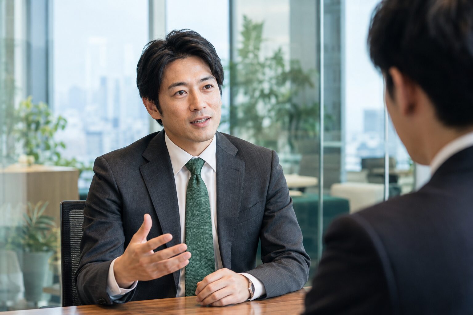 金融の専門家へのインタビュー